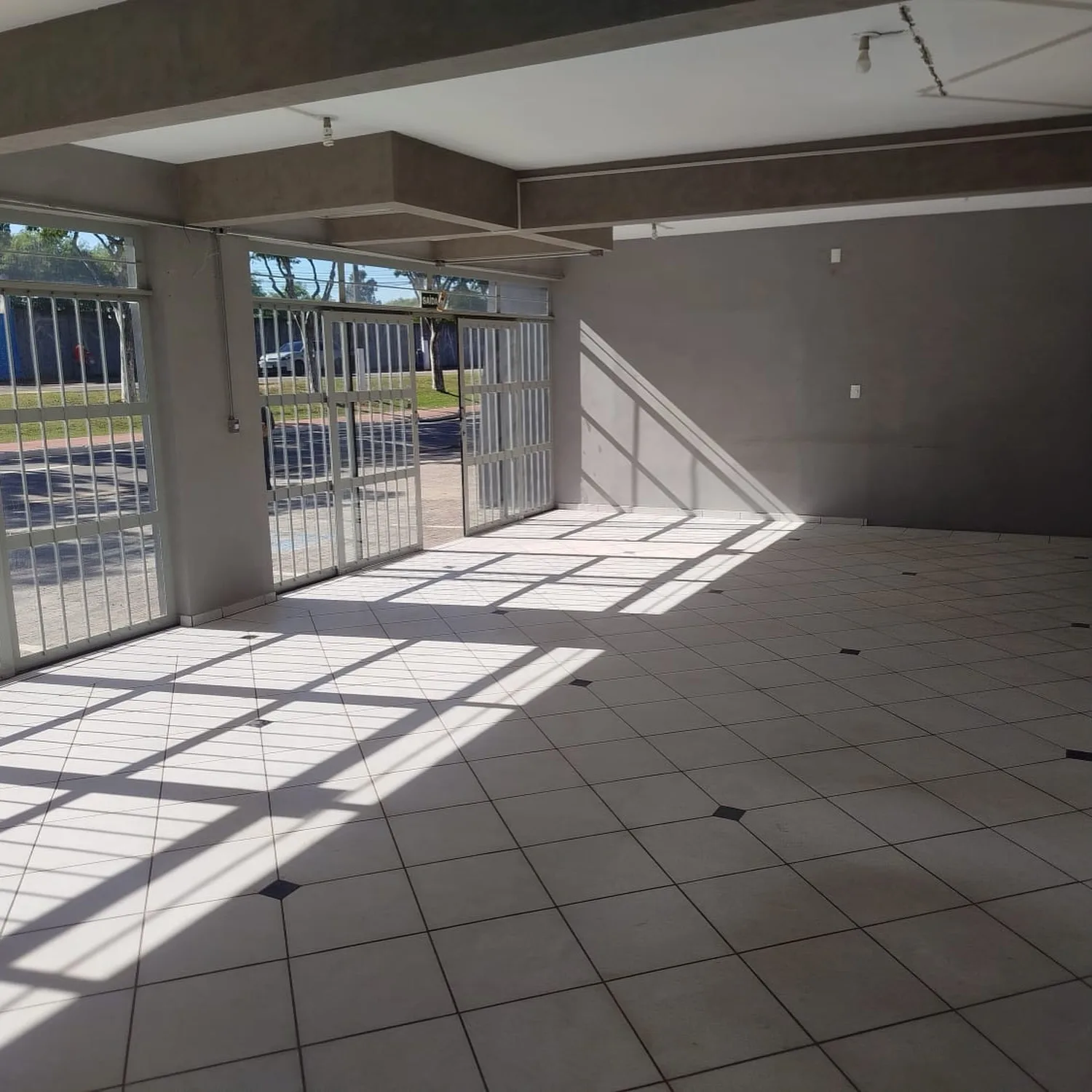 Salão comercial vista interna 1 do(a) salão comercial padrão neutro em Jardim do Estádio, Itu - SP